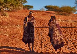 Kalahari Bushmen-WalkNamibia